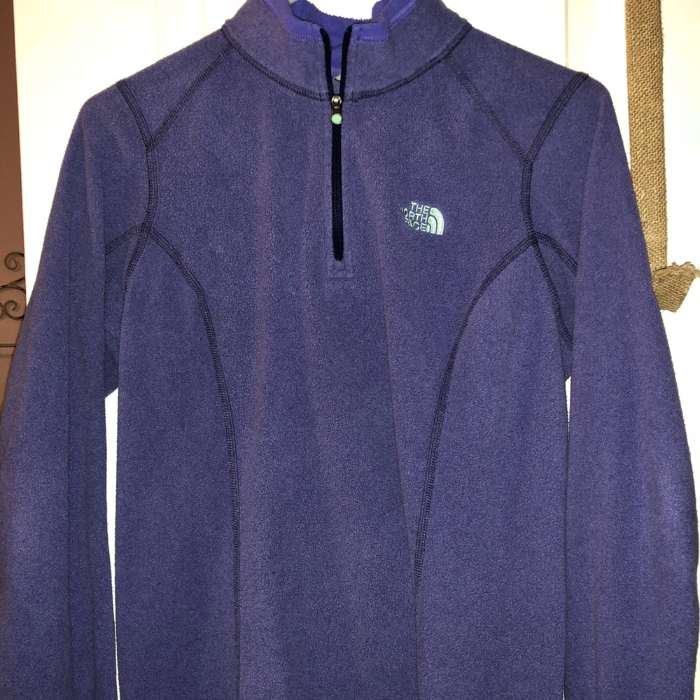 North face pullover